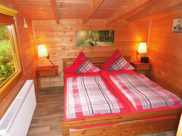 Schlafzimmer Blockhaus Knyrim